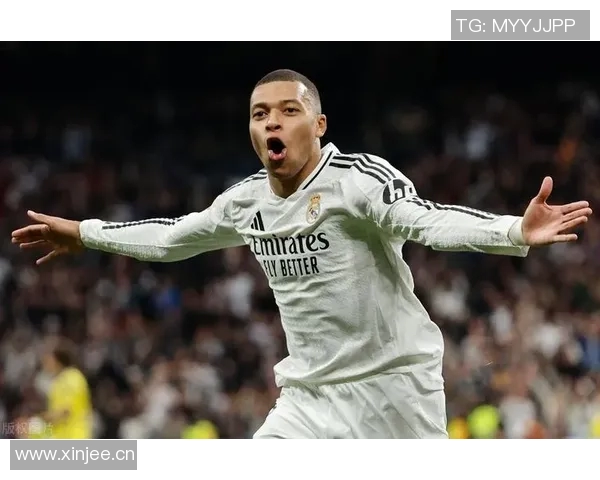 姆巴佩强势突破库巴西防线为皇马赢得宝贵角球机会