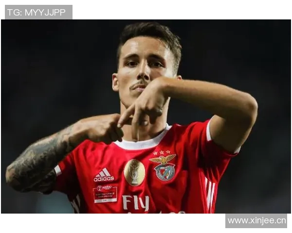 格里马尔多精彩任意球助力药厂获9月最佳进球荣誉