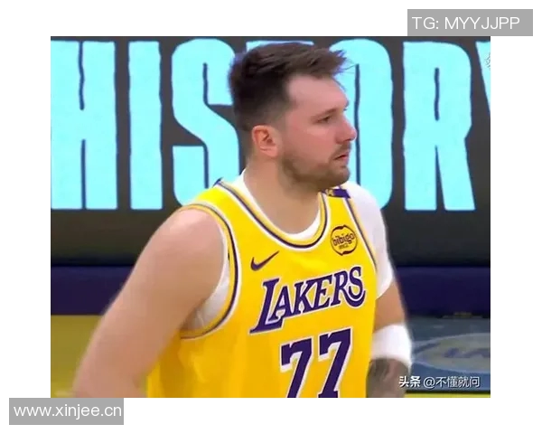 老詹如何适应新环境东契奇赞其经验丰富无可替代