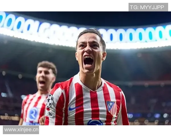 尤文图斯计划夏窗免签塞内西抢先接触罗马诺与莫雷托透露消息